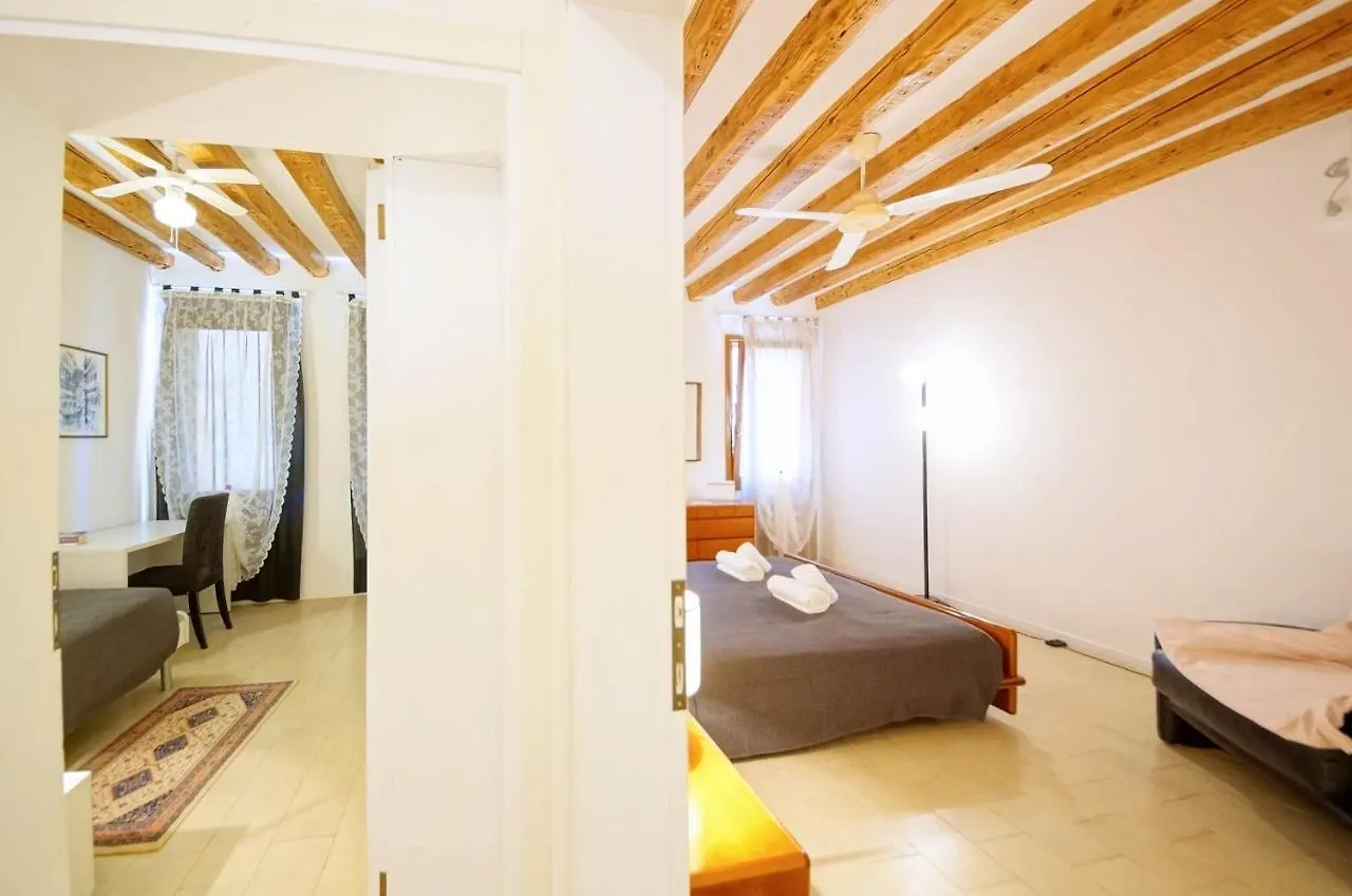 Dolcevita Apartments N 489 San Marco Venice