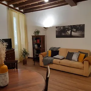 Vicolo Antico Apartment Rome